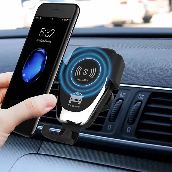 10W Quick Charging Wireless Charging Car Bracket Navigation Phone Clip Charger
