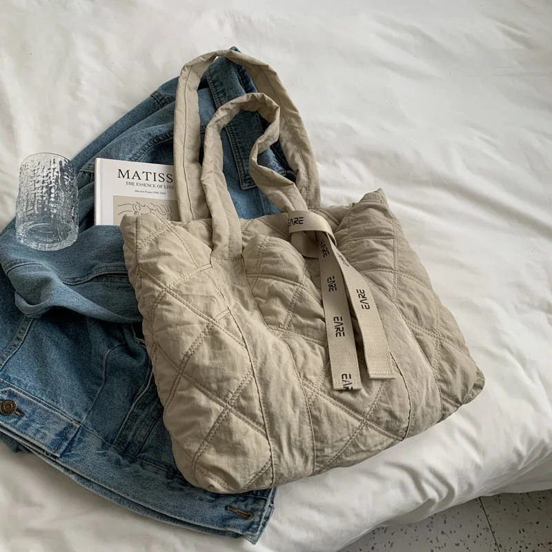 2022 Brand Nylon Quilted Shpper Bag Padded Short Handle Totes Luxury Big Women Handbags Lady Soft Warm Shoulder Satchels Bags
