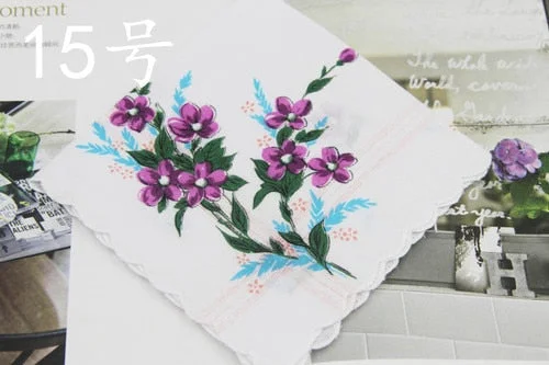 Handkerchiefs Women Printing Cute Square Towel Pocket Womens Elegant Simple Wipe Sweat Soft Cotton Trendy Casual Ladies 2020 New