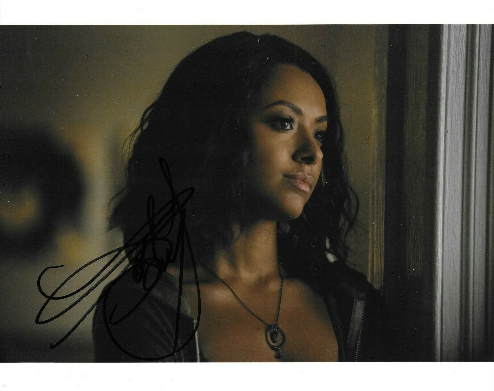 Katerina Graham The Vampire Diaries autographed Photo Poster painting signed 8x10 #3 Bonnie