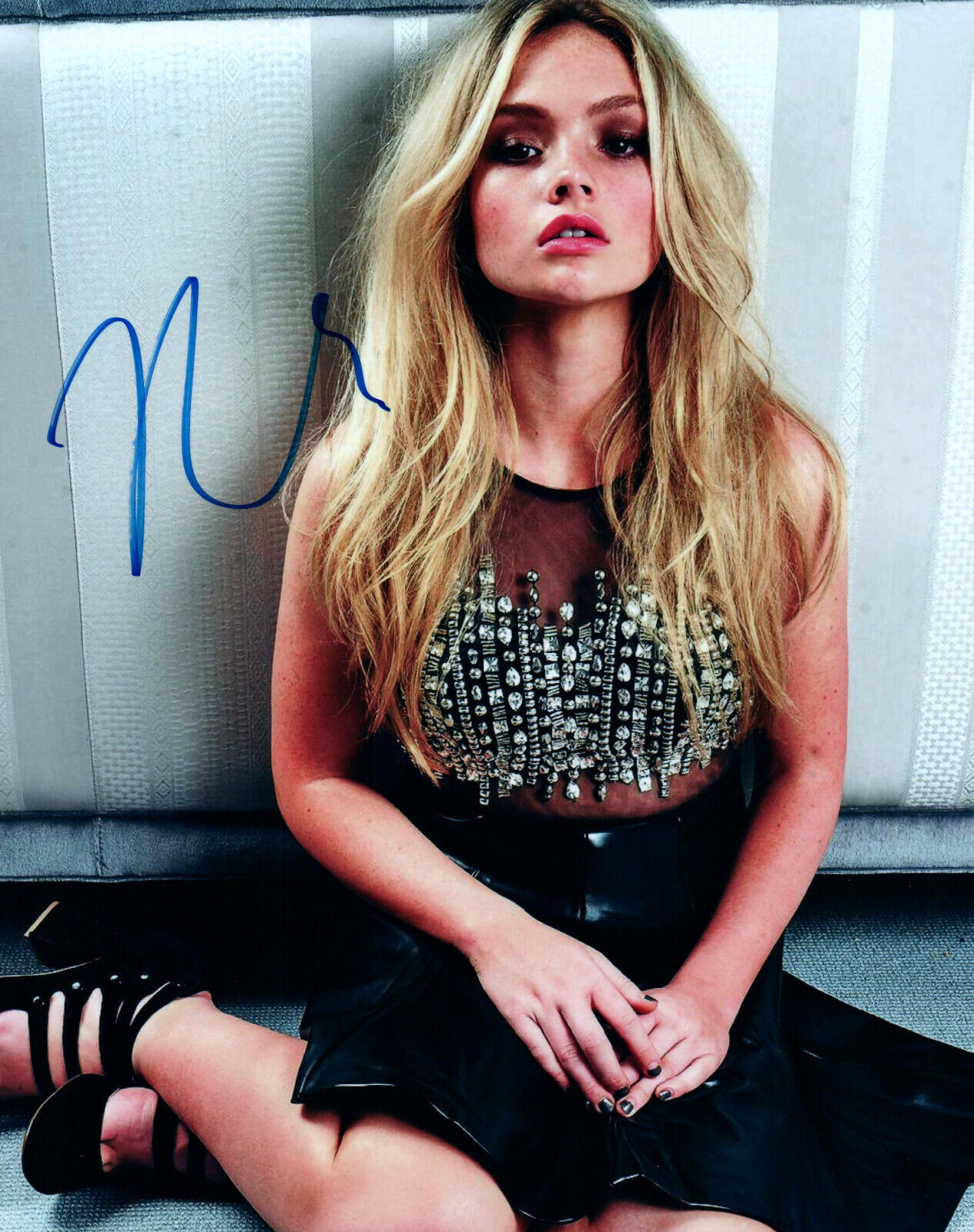 Natalie Alyn Lind signed autographed 8 x 10 Photo Poster painting Picture  with COA