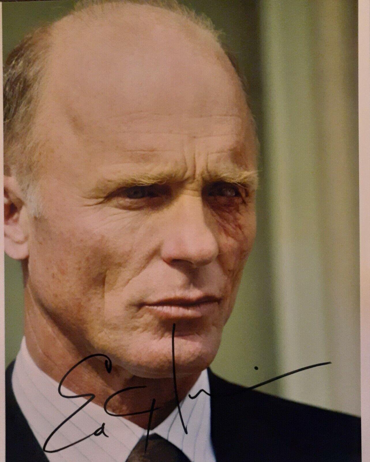 Ed Harris signed 8x10