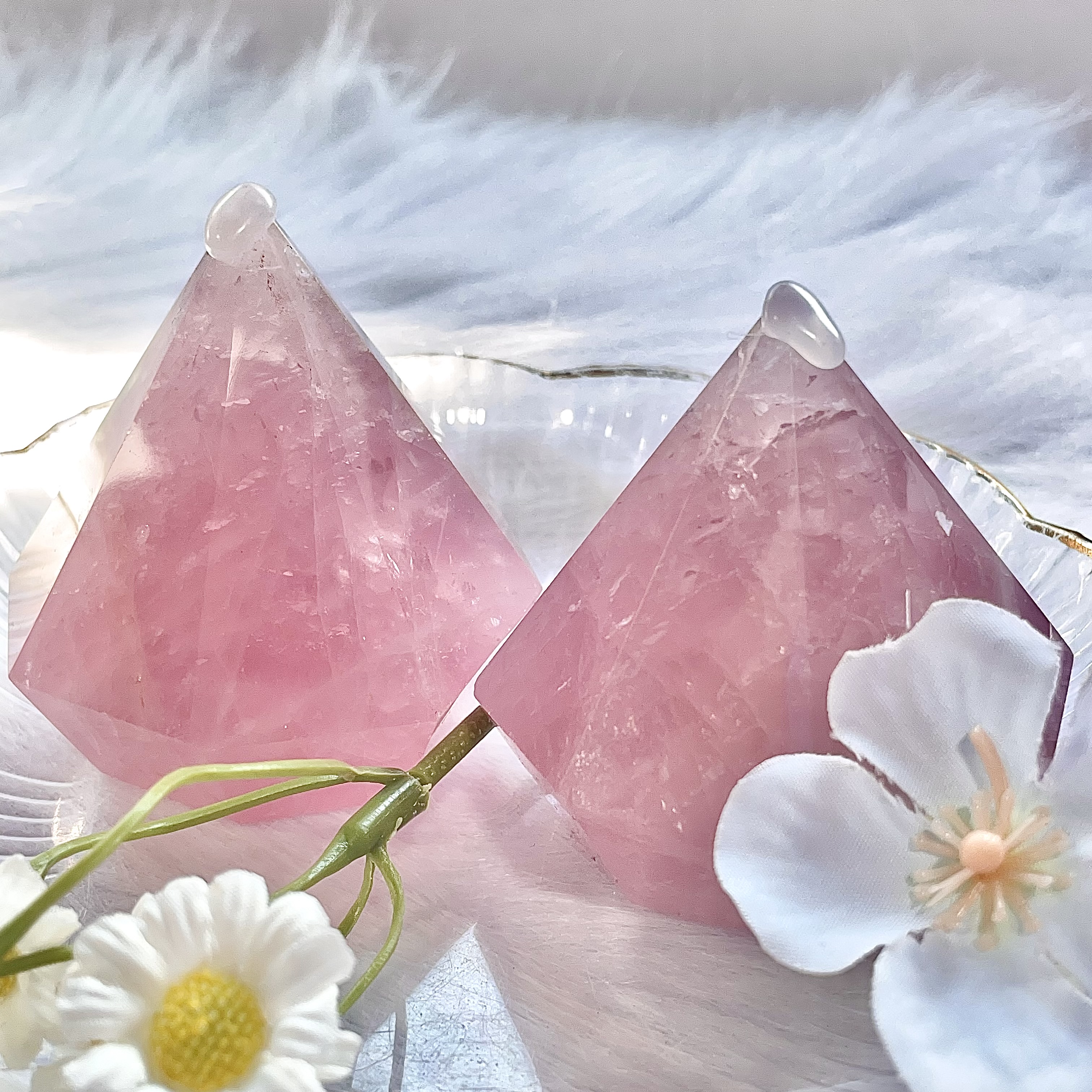 Rose Quartz Diamond Point