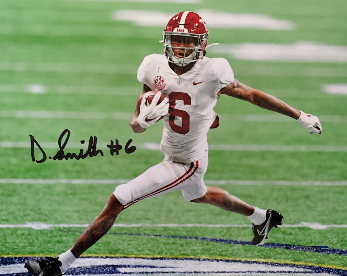 DeVonta Smith Autographed Signed 8x10 Photo Poster painting ( Eagles ) REPRINT