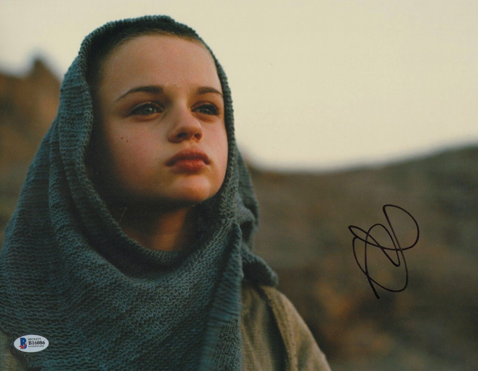 Joey King Signed 11x14 Photo Poster painting BAS Beckett COA Batman The Dark Knight Rises Auto'd