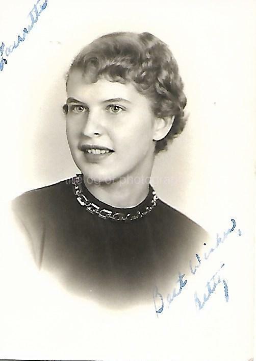 Found Photo Poster painting bw 1950's HIGH SCHOOL GIRL Original Portrait YOUNG WOMAN 15 28 I