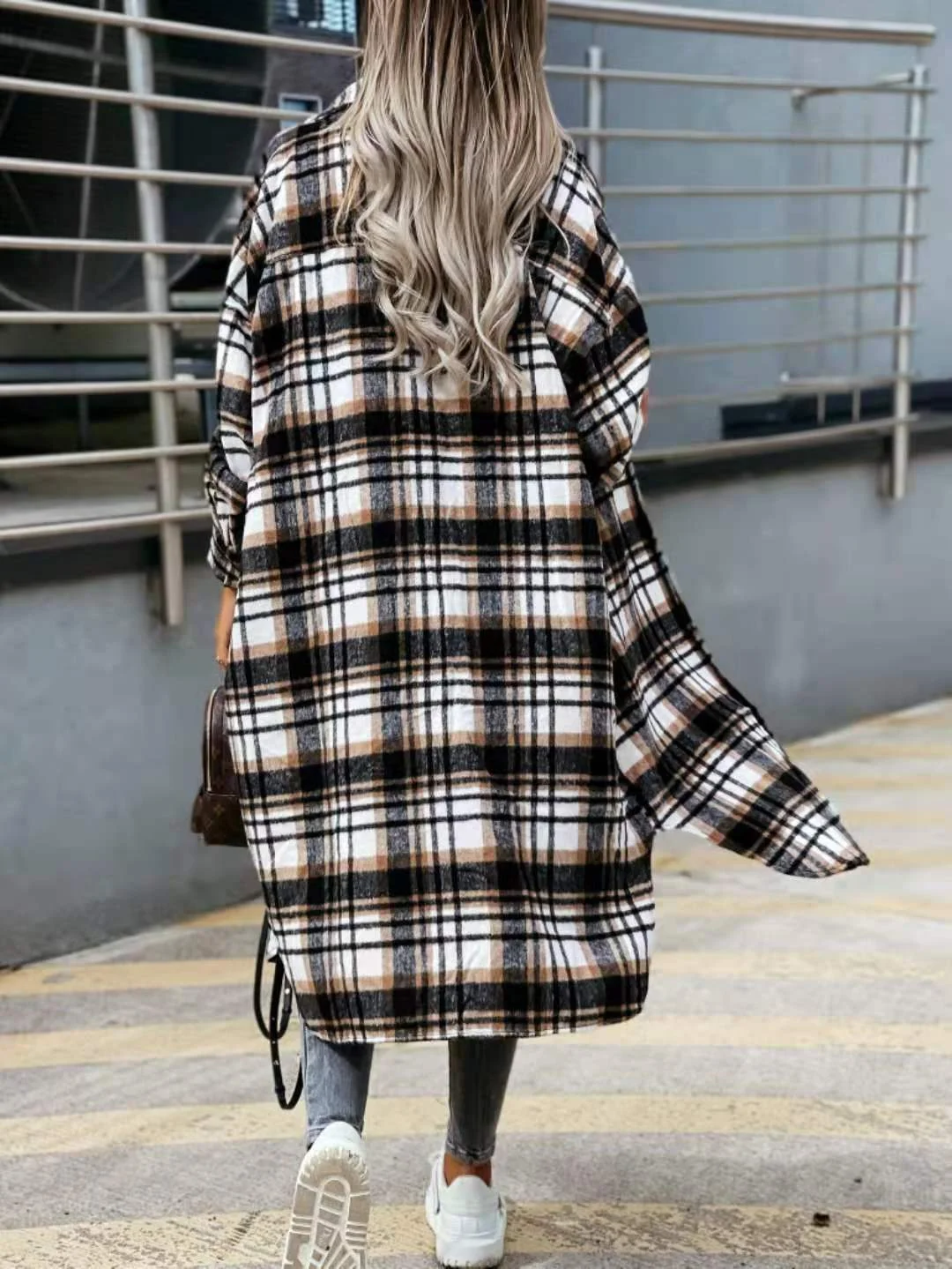Woman Lengthened Plaid Shirt Jacket
