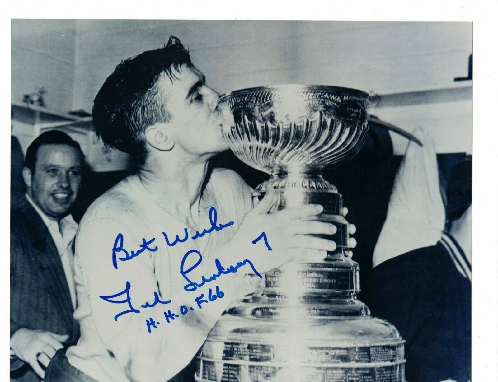 Ted Lindsay Detroit Red Wings Signed 8 x 10