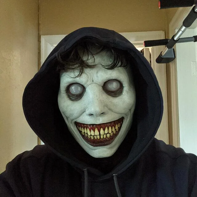 New Halloween Horror Creepy Smiling Mask