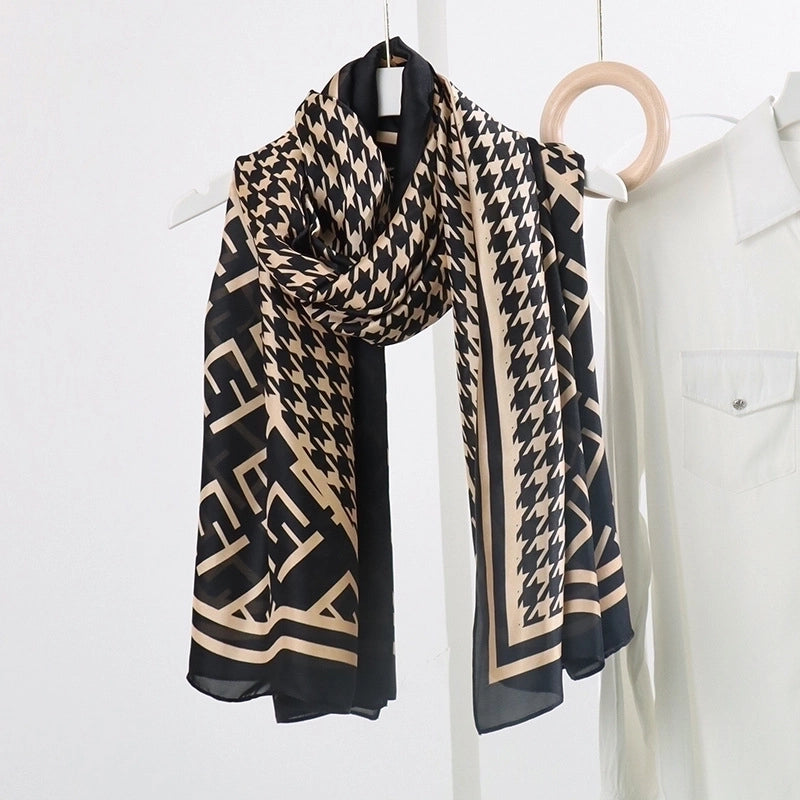 Women’s Fashion Letter Plaid Satin Printing Silk Scarves