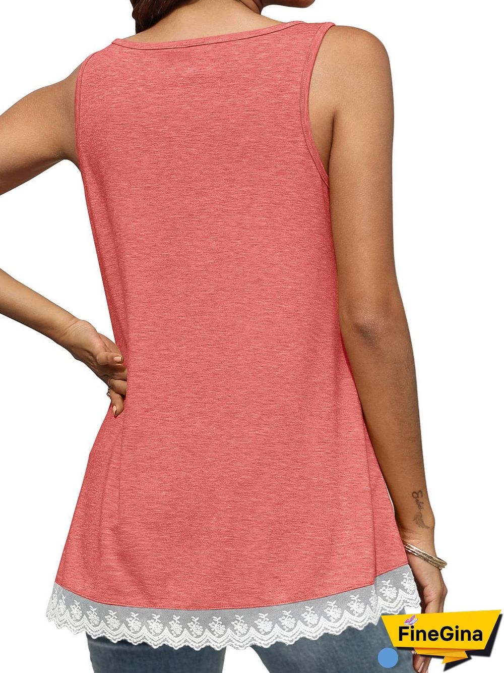 Women's Sleeveless Scoop Neck Large Swing Lace-paneled Top