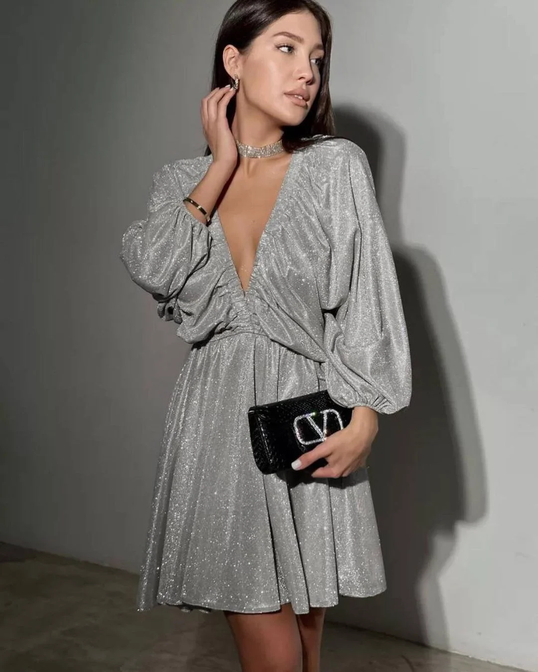 Nigikala Nigikala Spring Design V-Neck Dress French Solid Color Sexy Short Dress Woman