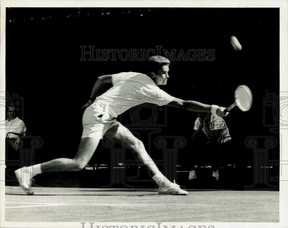 Press Photo Poster painting Tennis star Cliff Drysdale in action - hpx07888