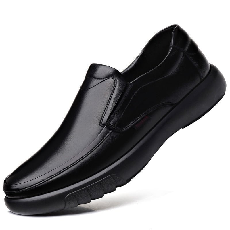 QZHSMY 2021 Men Genuine Leather Shoes Non-slip Mens Loafers Luxury Head Leather Soft Business Casual Loafers Shoes Male 38-44