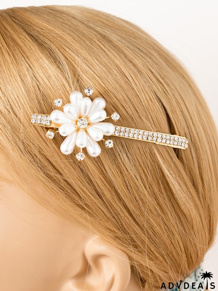 Faux Pearl Flower Decor Hair Clip