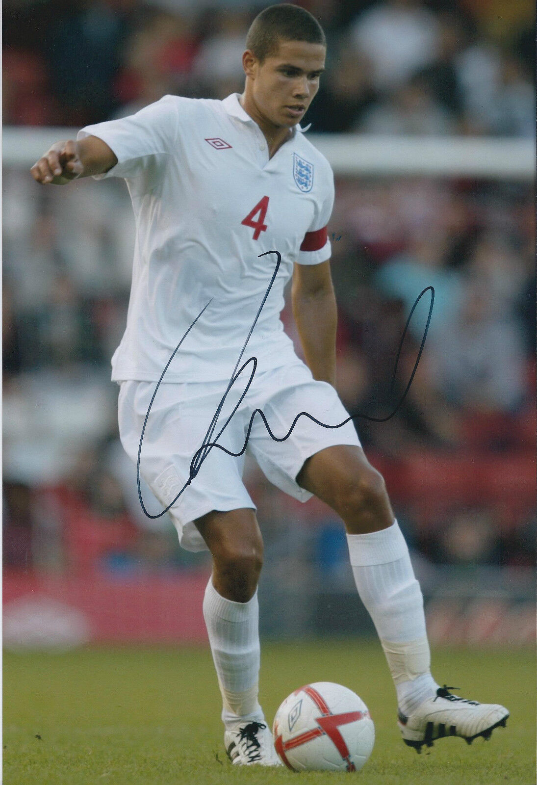 Jack Rodwell HAND SIGNED ENGLAND 12x8 Photo Poster painting AFTAL Autograph COA Manchester CITY