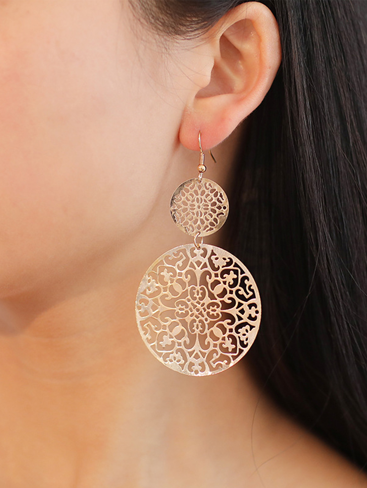 Vintage Hollow Out Floral Disc Frosted Earrings