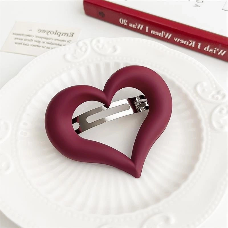 Women’s Casual Streetwear Heart Shape Arylic Handmade Hair Claws