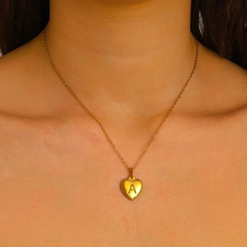 Vintage Style Minimalist Heart Shape Stainless Steel 18K Gold Plated Pendant Necklace