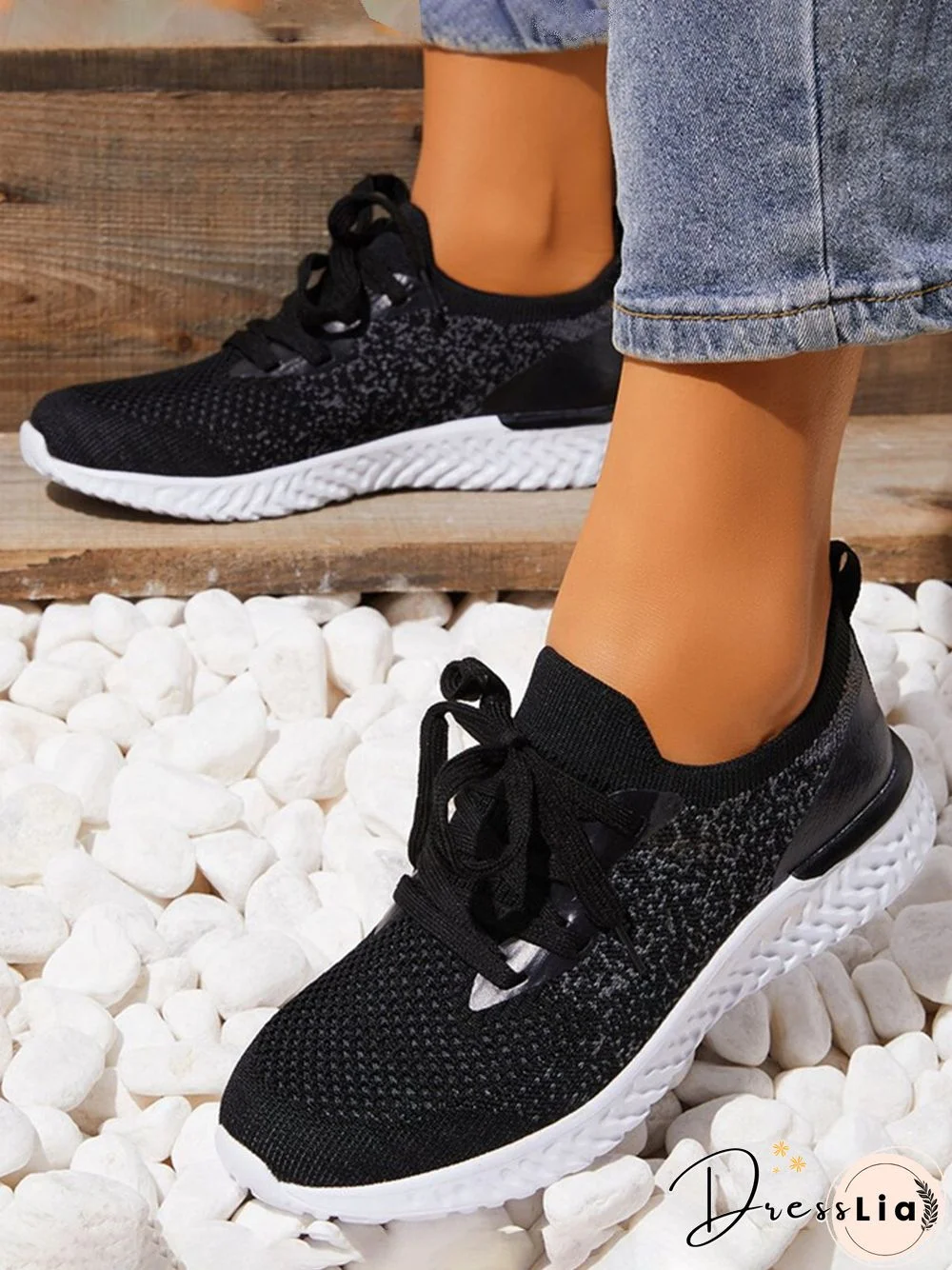 Solid Color Breathable Simple Casual Flyknit Sports Running Shoes