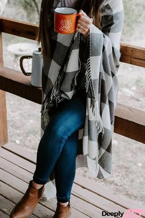 Plaid Tassles Scarf