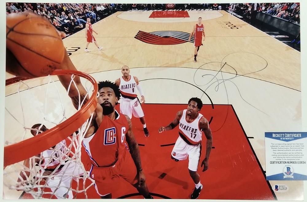 DEANDRE JORDAN Signed 12x18 Photo Poster painting LOS ANGELES CLIPPERS Auto~ Beckett BAS COA