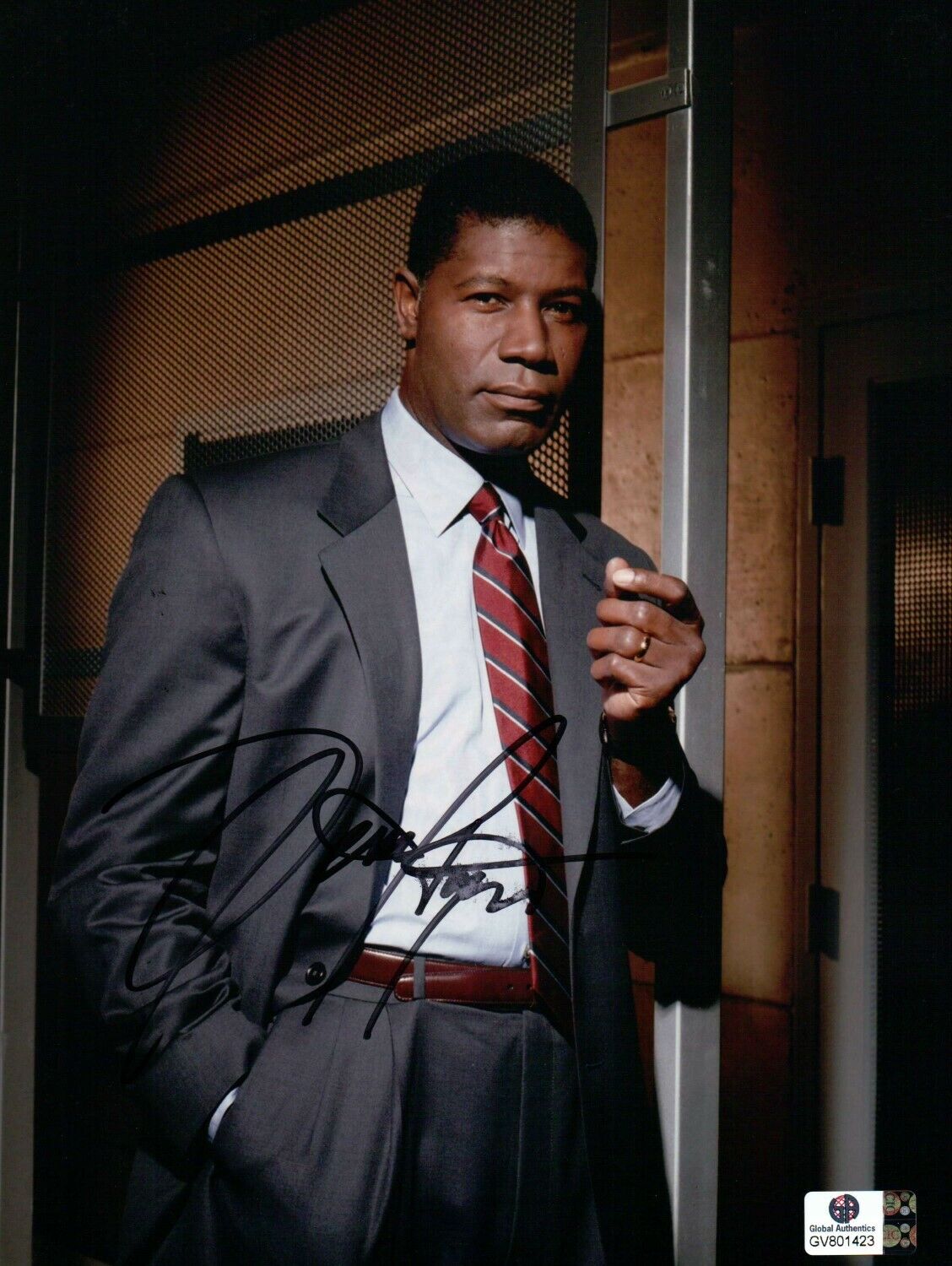 Dennis Haysbert Signed Autographed 8X10 Photo Poster painting Backstrom Sharp Suit GV801423