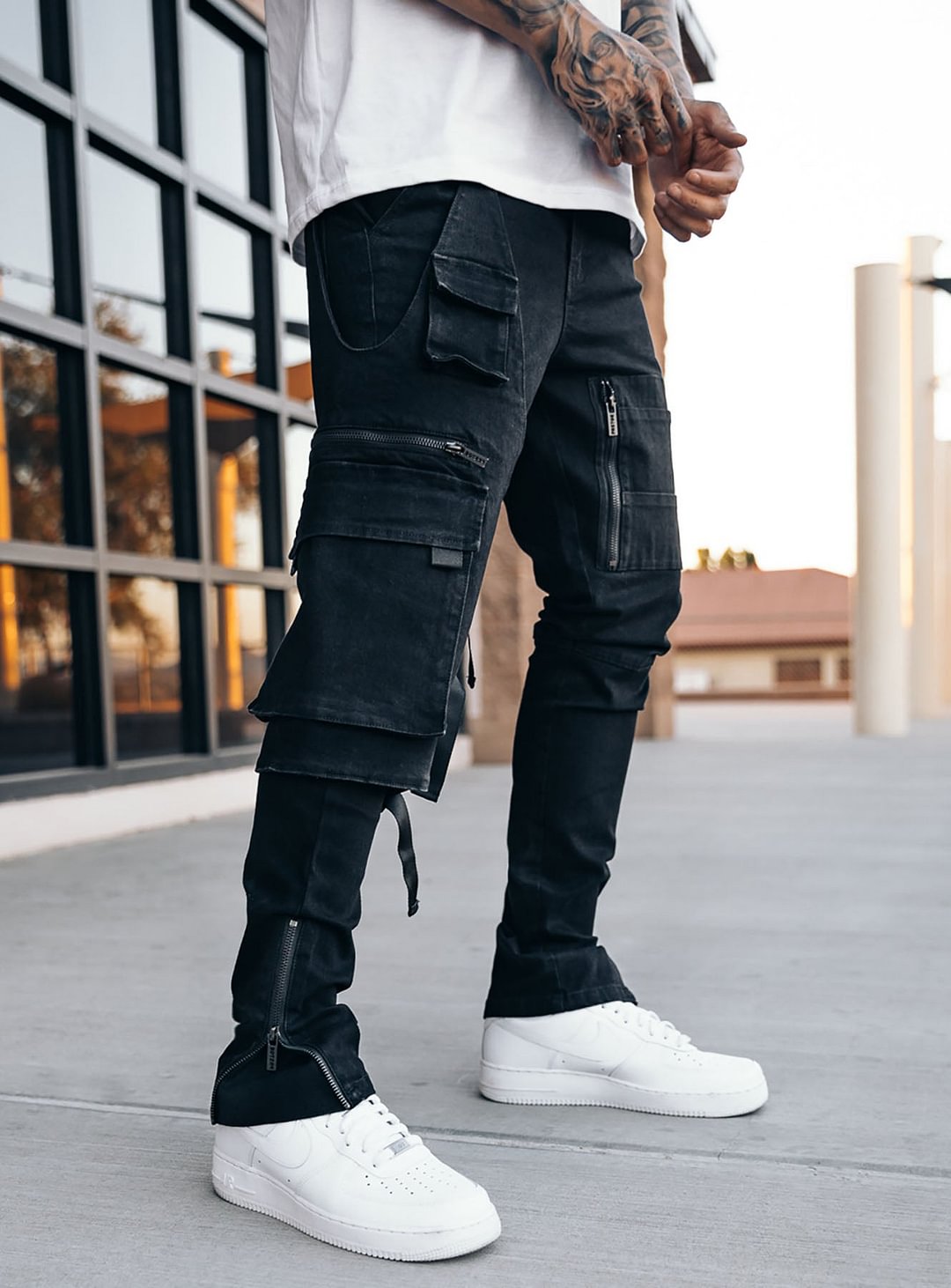 Tactical Cargo Jeans in Black