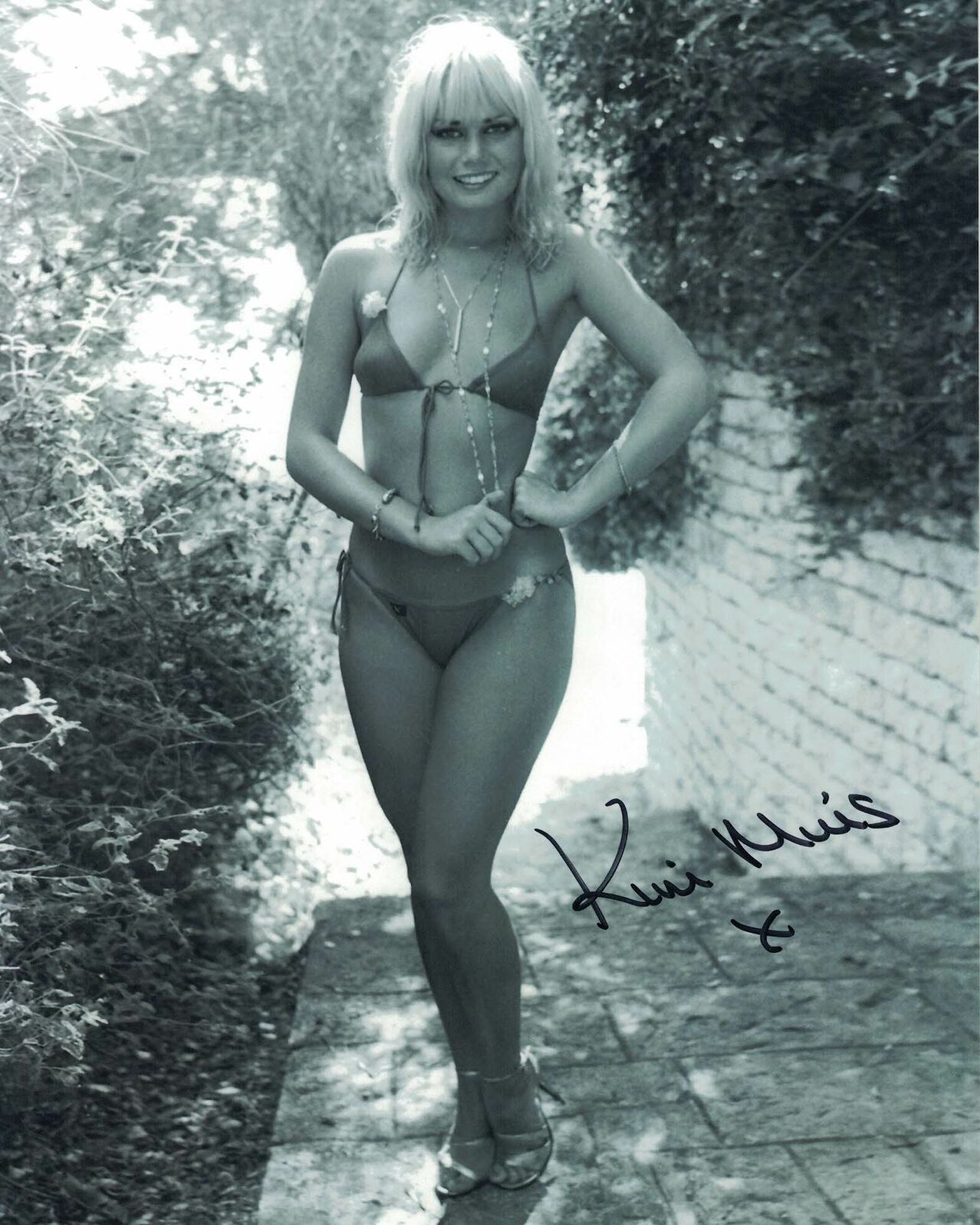 KIM MILLS - Pool Girl in For Your Eyes Only hand signed 10 x 8 Photo Poster painting