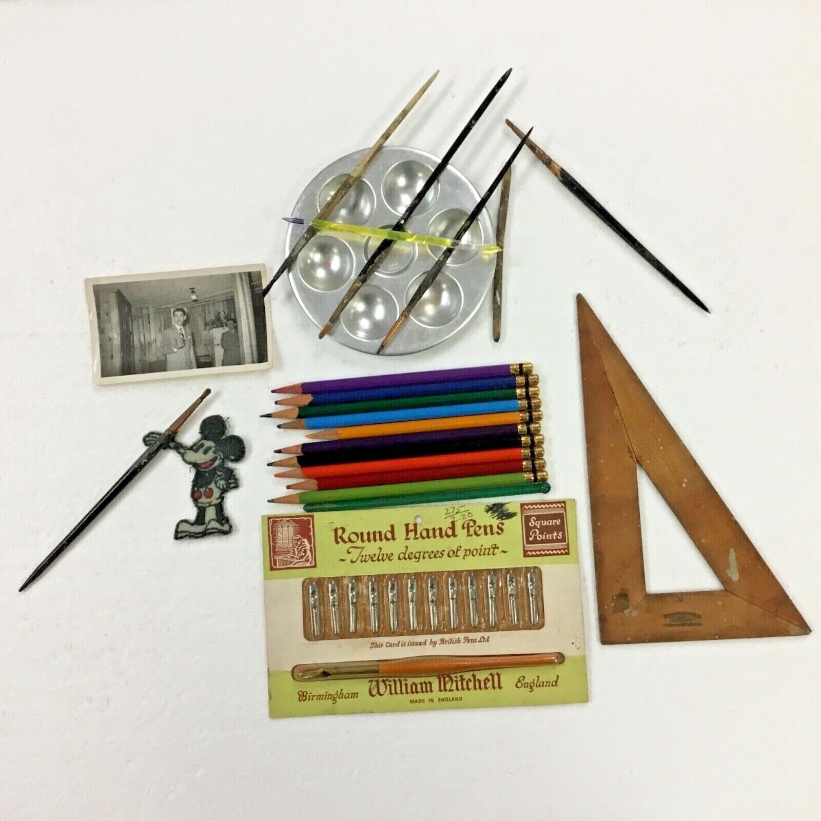 AL KILGORE’S PERSONAL BRUSHES, COLORED PENCILS, TRIANGLE, Photo Poster painting more ! AK606