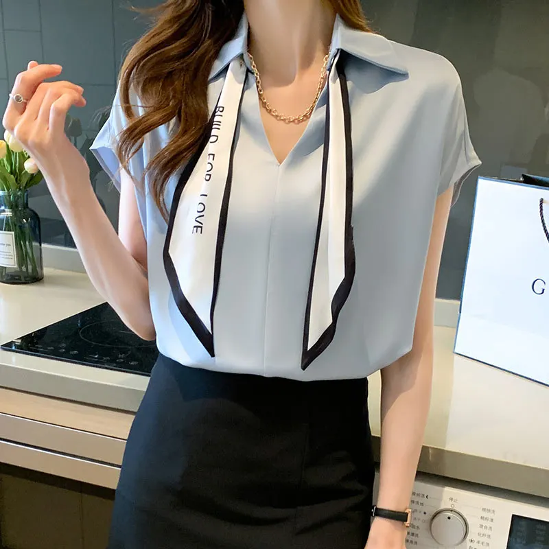 Chain Bow Tie Loose Shirt