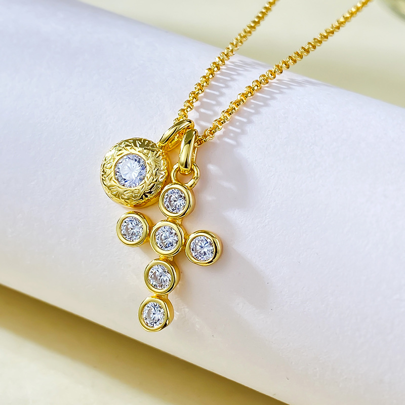 MIKAMU Jewelry: S925 Silver Everyday Luxe Cross Pendant with Fashionable Adjustable Chain