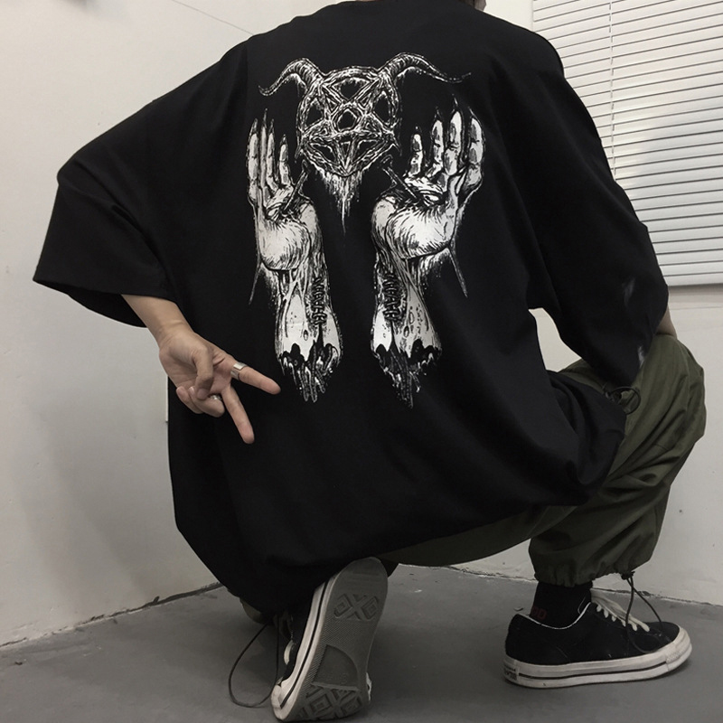 Goth Punk Harajuku Dark Horror Gesture Print Couple T-Shirt / TECHWEAR CLUB / Techwear