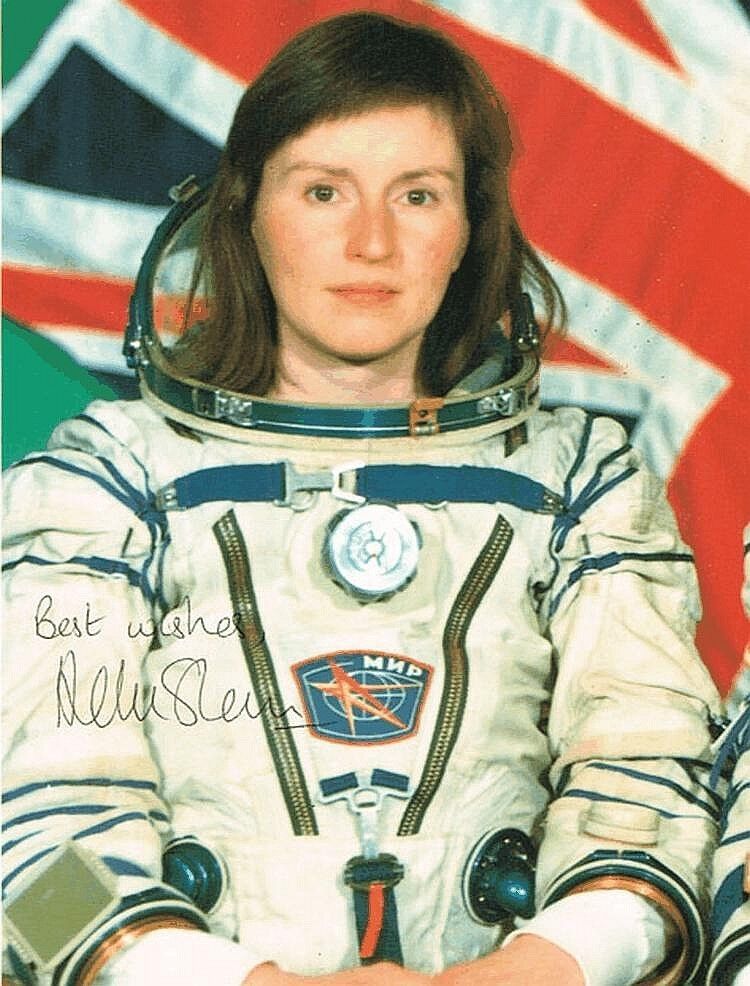 HELEN SHARMAN Signed Photo Poster paintinggraph Juno Astronaut Space 1st British Female preprint