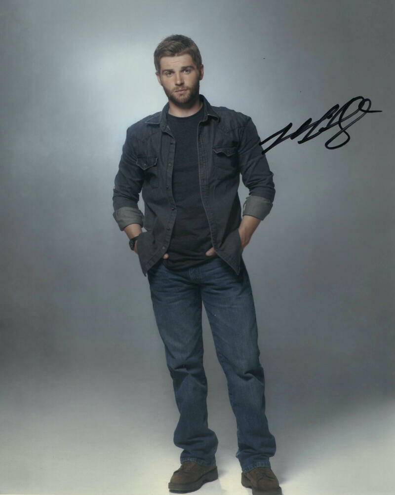 MIKE VOGEL SIGNED AUTOGRAPH 8X10 Photo Poster painting - CLOVERFIELD, BATES MOTEL THE BRAVE STUD