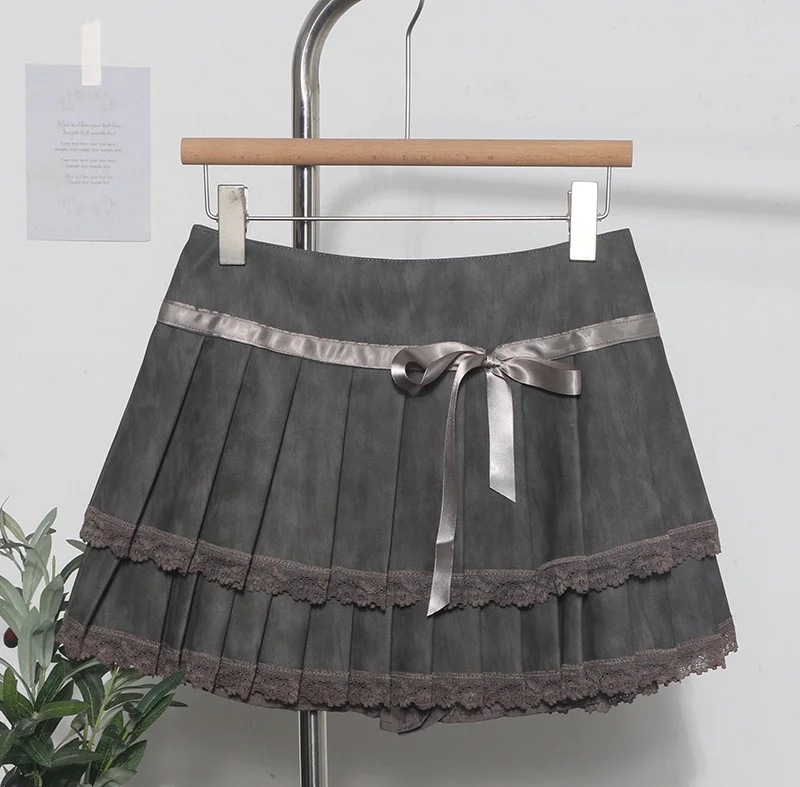 Churchf Vintage College Wind Bow Lace 100-Fold Short Skirt High Waist Anti-Walking Pu Skin Skirt 8207