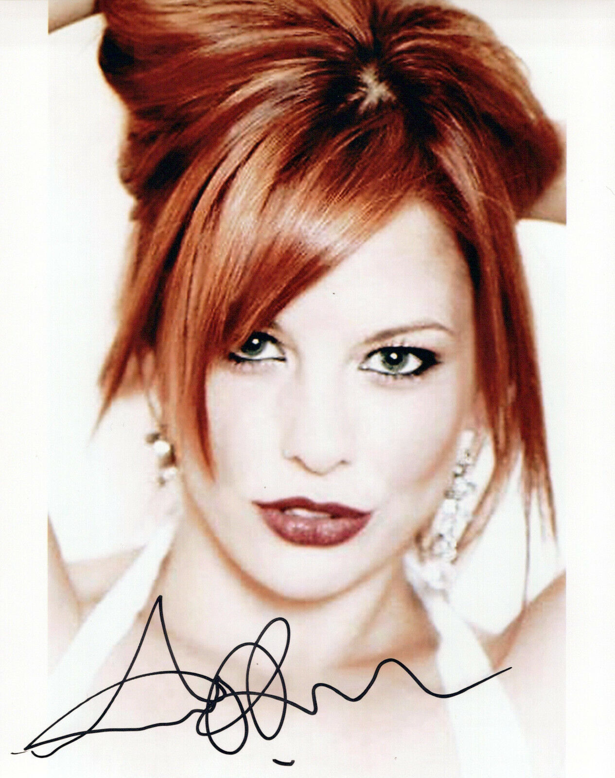 Amy Paffrath glamour shot autographed Photo Poster painting signed 8x10 #7