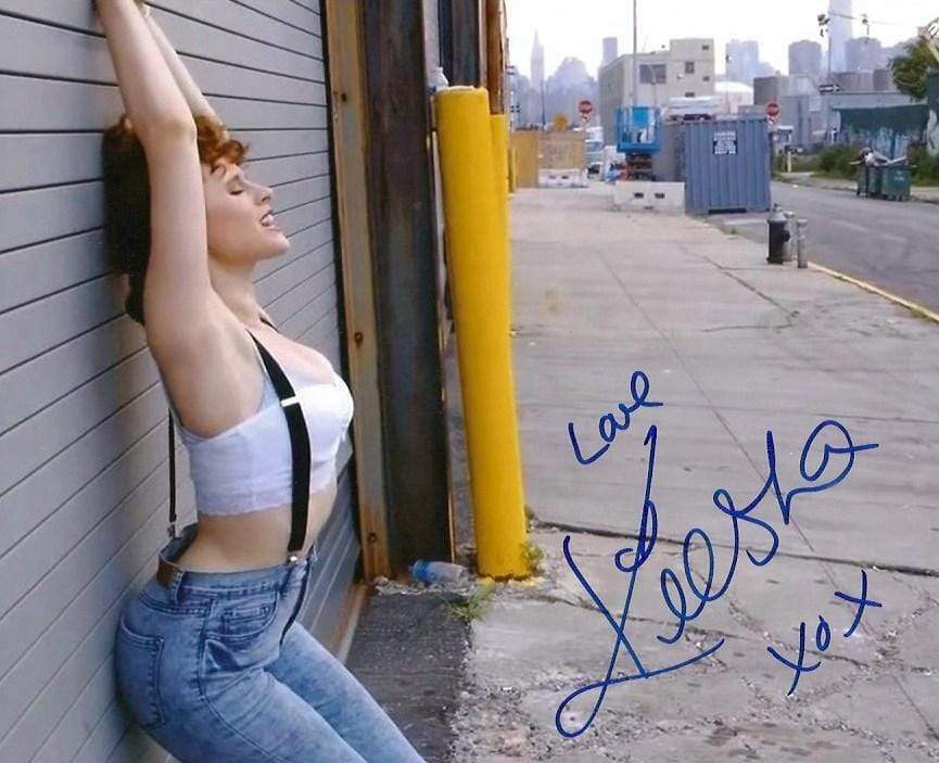 Kiesza SINGER AND MULTI - INSTRUMENTALIST autograph, In-Person signed Photo Poster painting