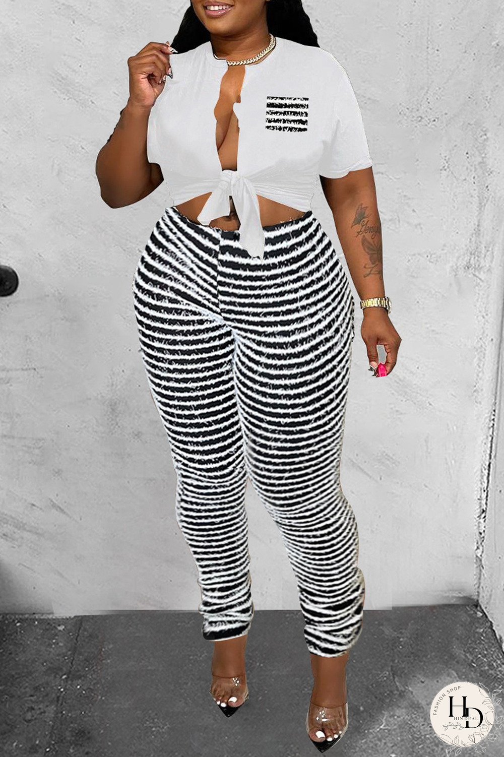 White Sexy Casual Street Striped Pocket Frenulum V Neck Short Sleeve Two Pieces