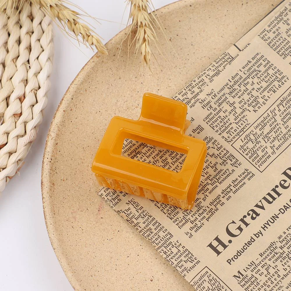 Simple Square Geometric Frosted Hair Claws Clamps Acetate Hairpins Women Hollow Out Ponytail Clips Makeup Styling Tools Headwear