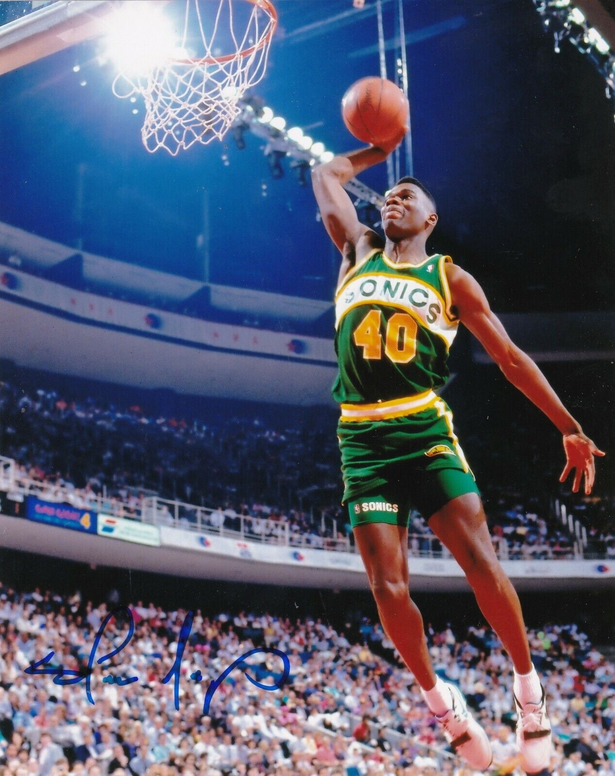 SHAWN KEMP SEATTLE SUPERSONICS ACTION SIGNED 8x10