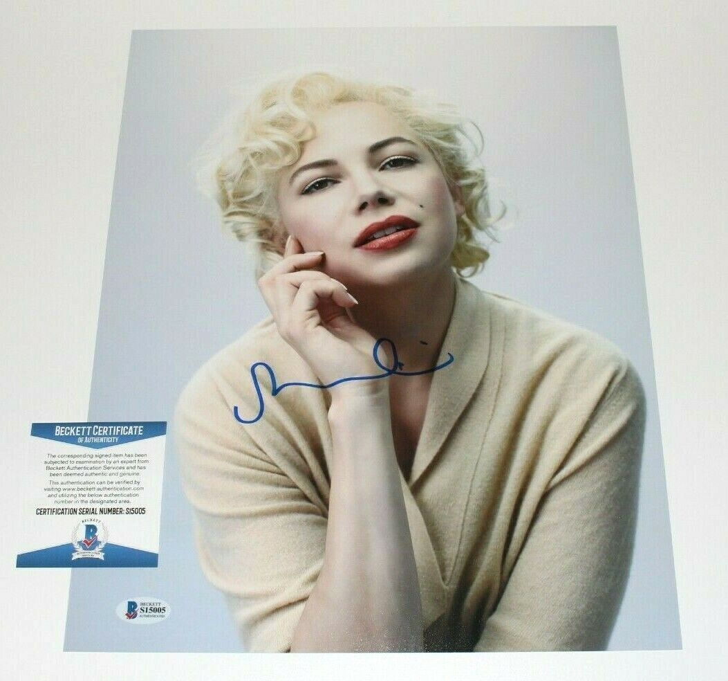 ACTRESS MICHELLE WILLIAMS SIGNED 'MARILYN' 11x14 MOVIE Photo Poster painting BECKETT COA MONROE