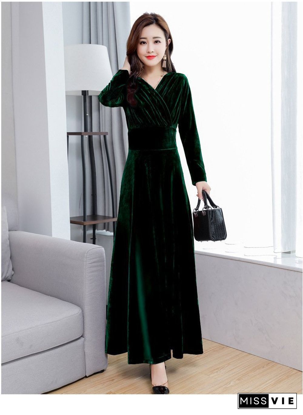V Neck Plain Slim Defined Waist Velvet Dress