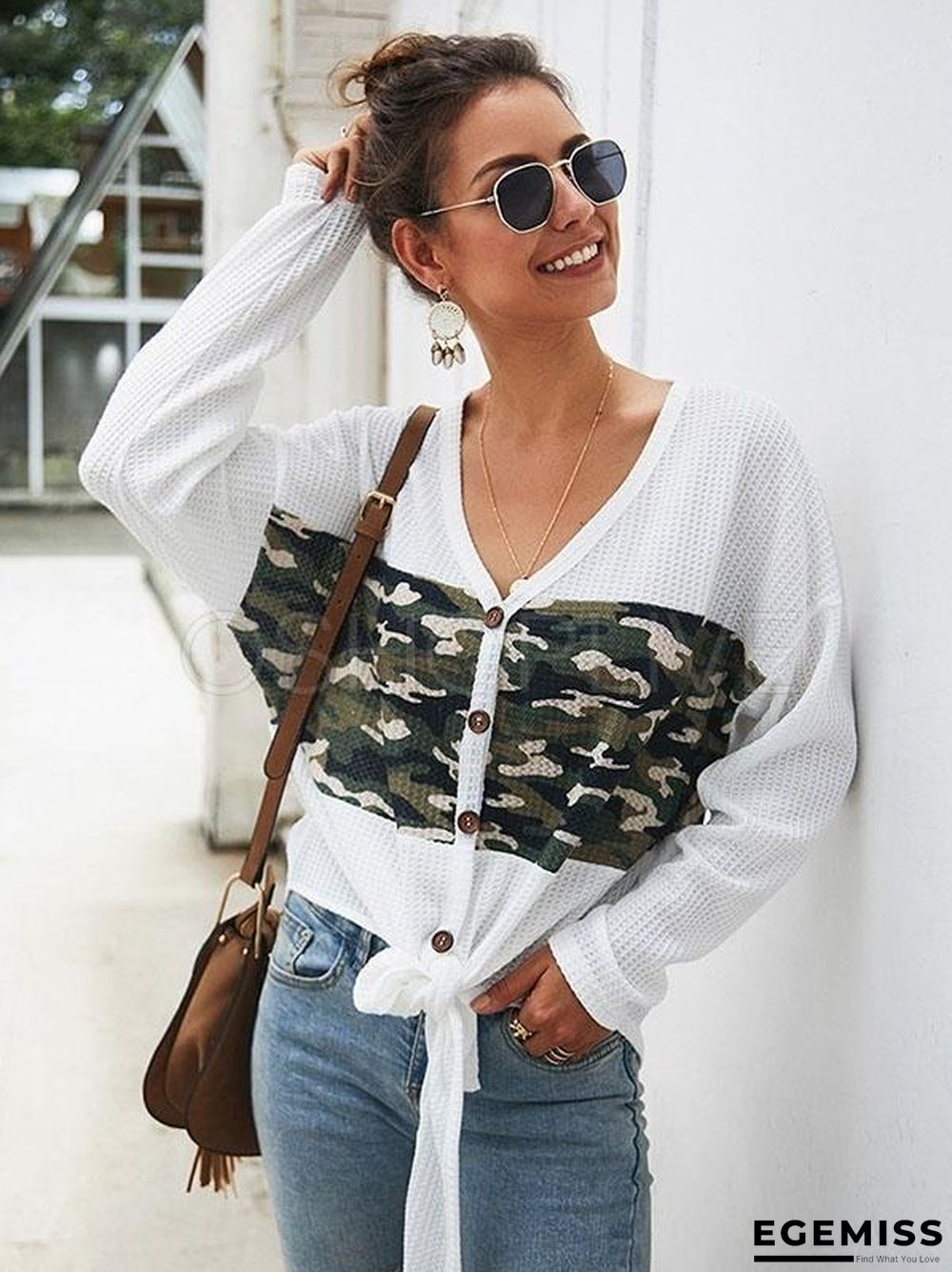 Camouflage Stitching V-neck Knit Sweater | EGEMISS