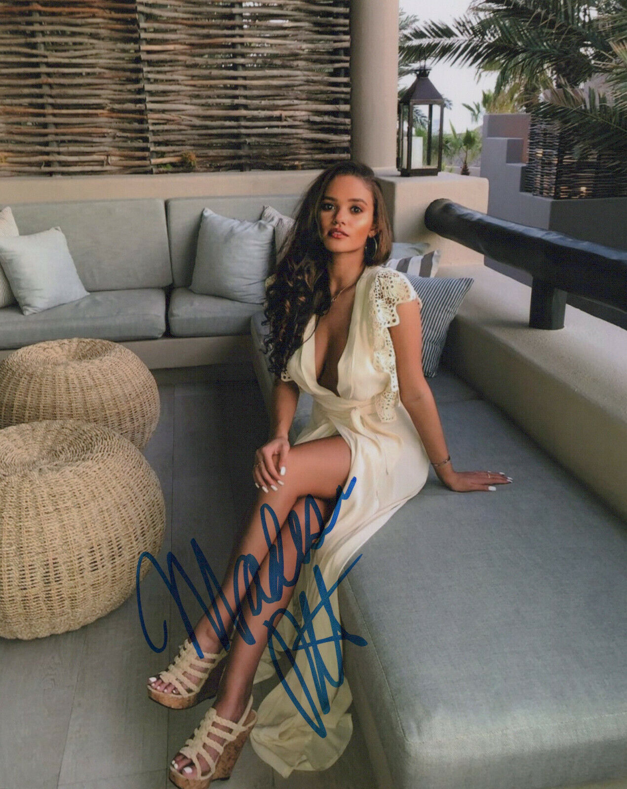 Madison Pettis signed 8x10 Photo Poster painting in-person