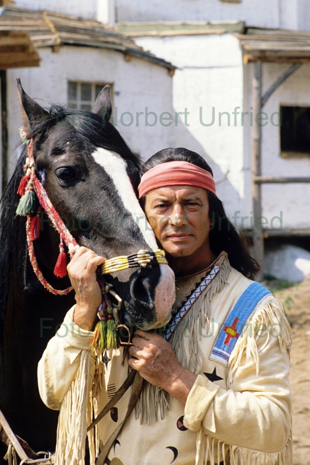 Pierre Brice Pferd 20 x 30 cm Foto nicht signiert ohne Autogramm Nr 2-64