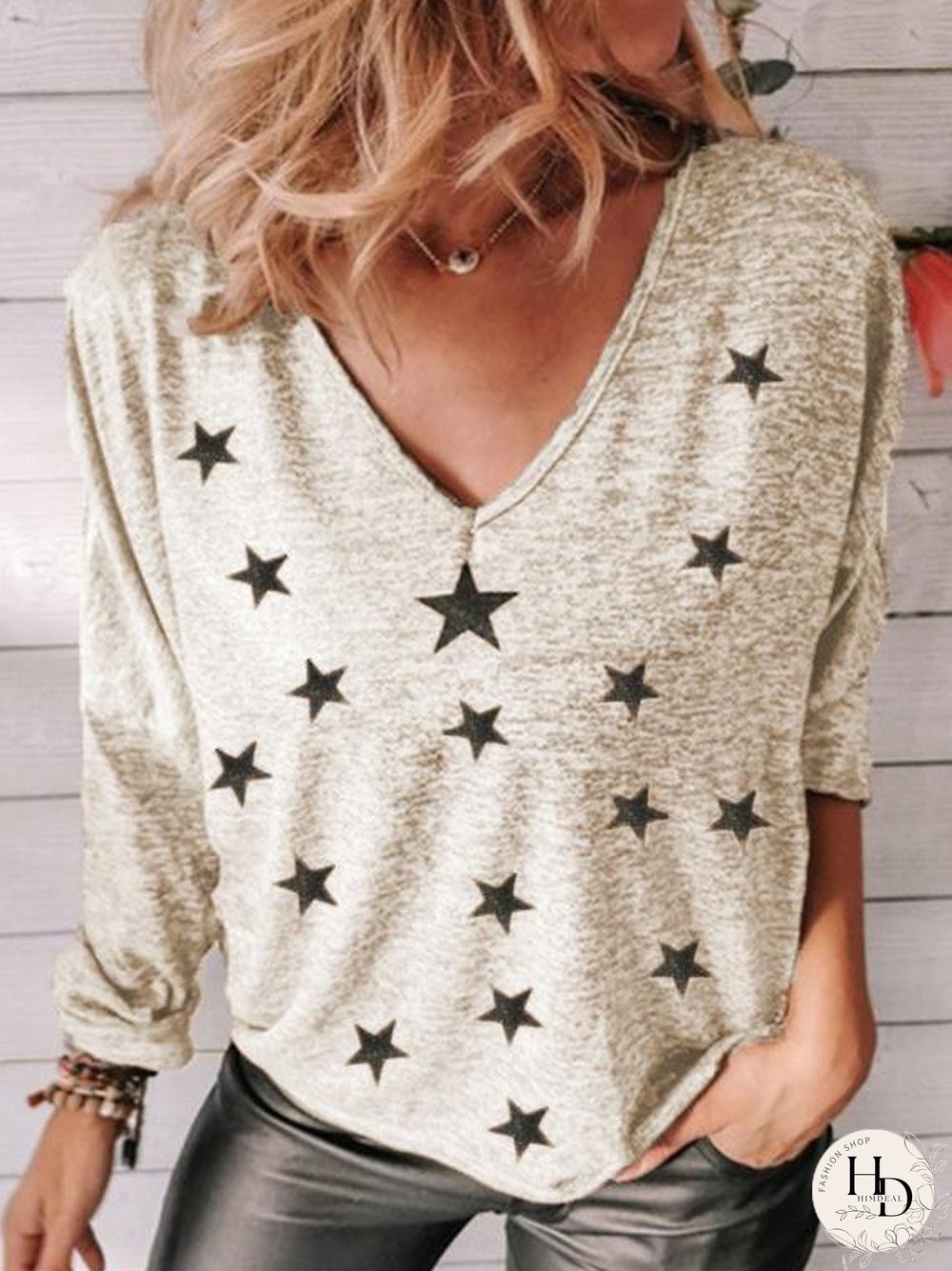 V Neck Star Printed Long Sleeve Top