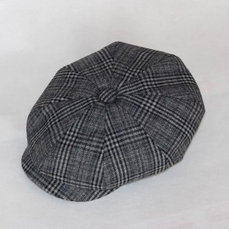 The Peaky Plaid Traveler (NEW for 2024)