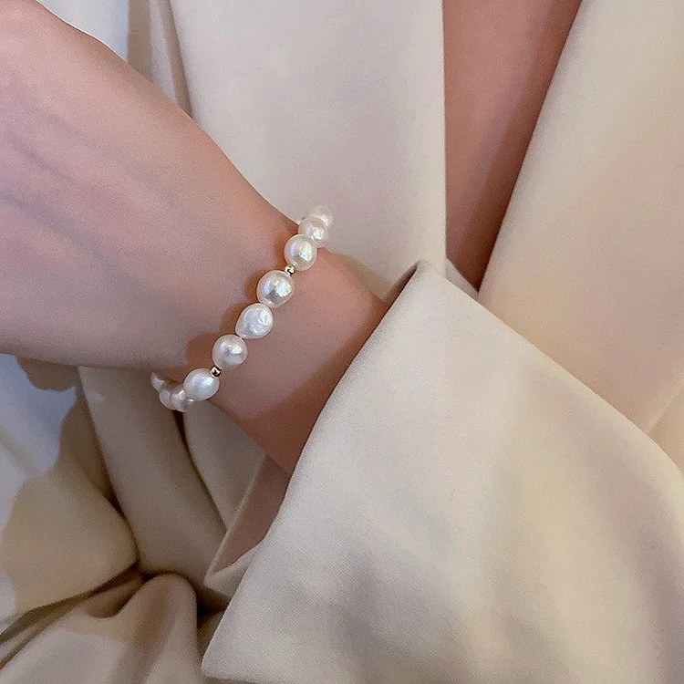 Simple Natural Freshwater Pearl Bracelet