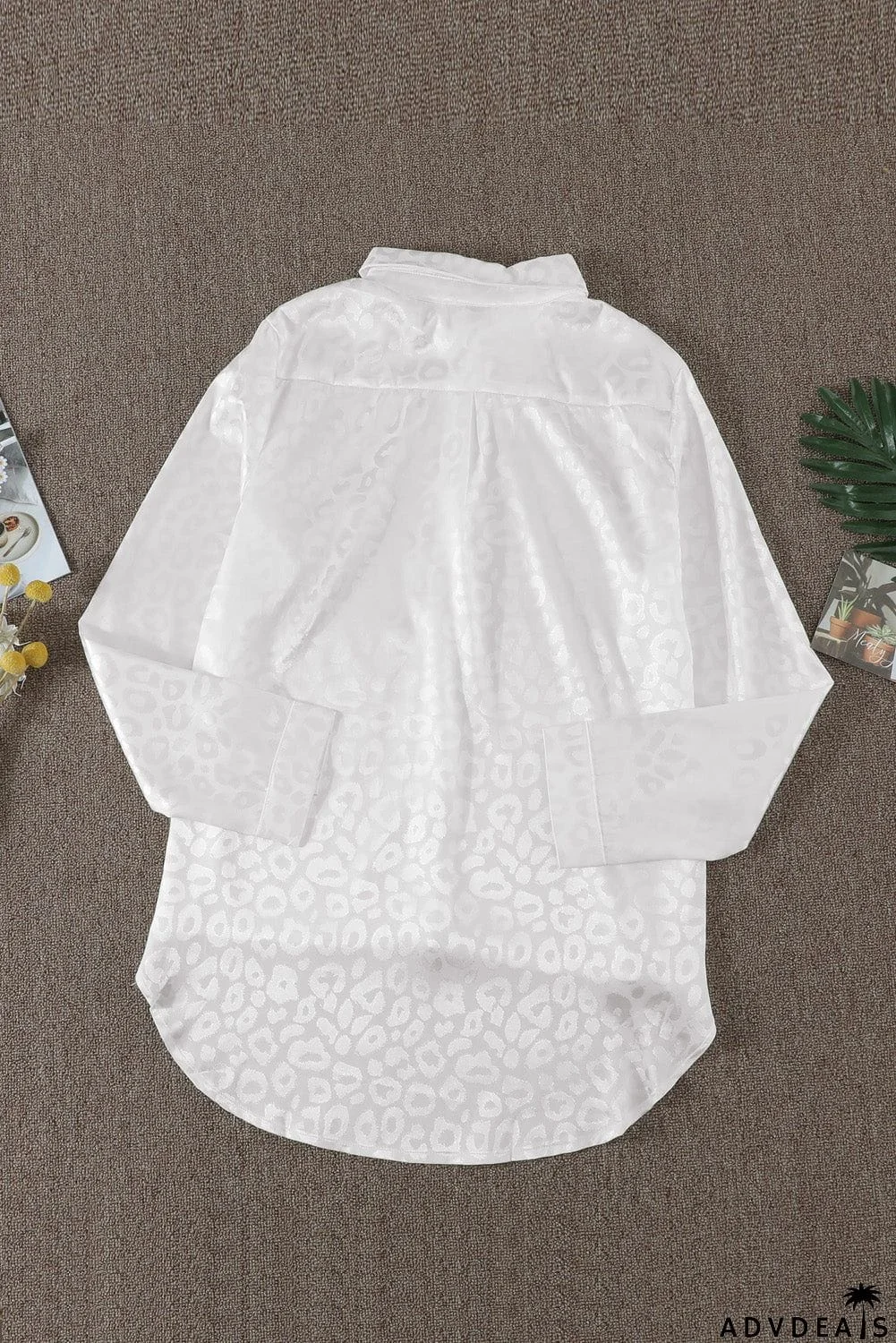 Turn-down Collar Embossed Button Shirt